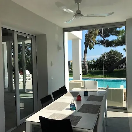 Villa Super With Private Pool In Isola Albarella